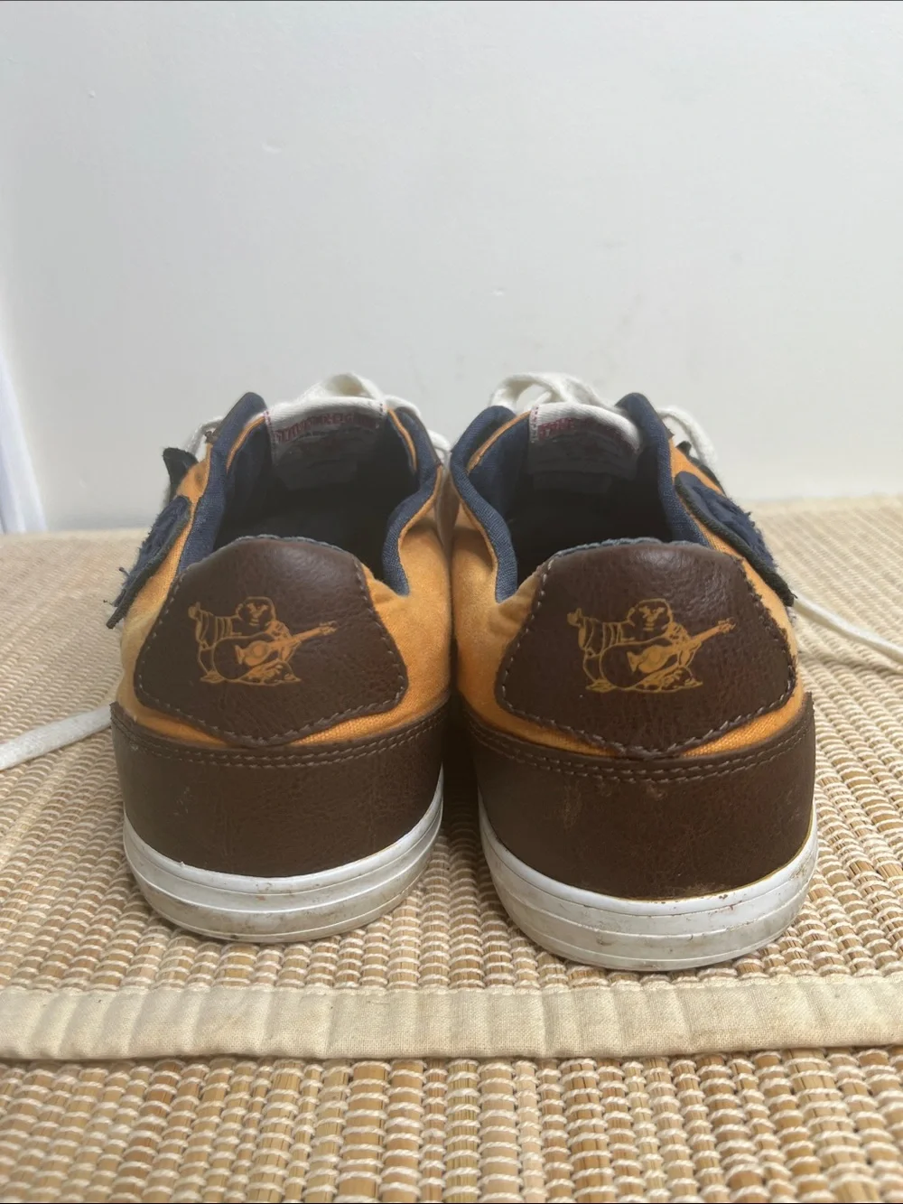 True Religion Ace Low Canvas Sneakers Size 10.5